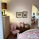 Casa Della Fattoria, Tuscany Chic Flat